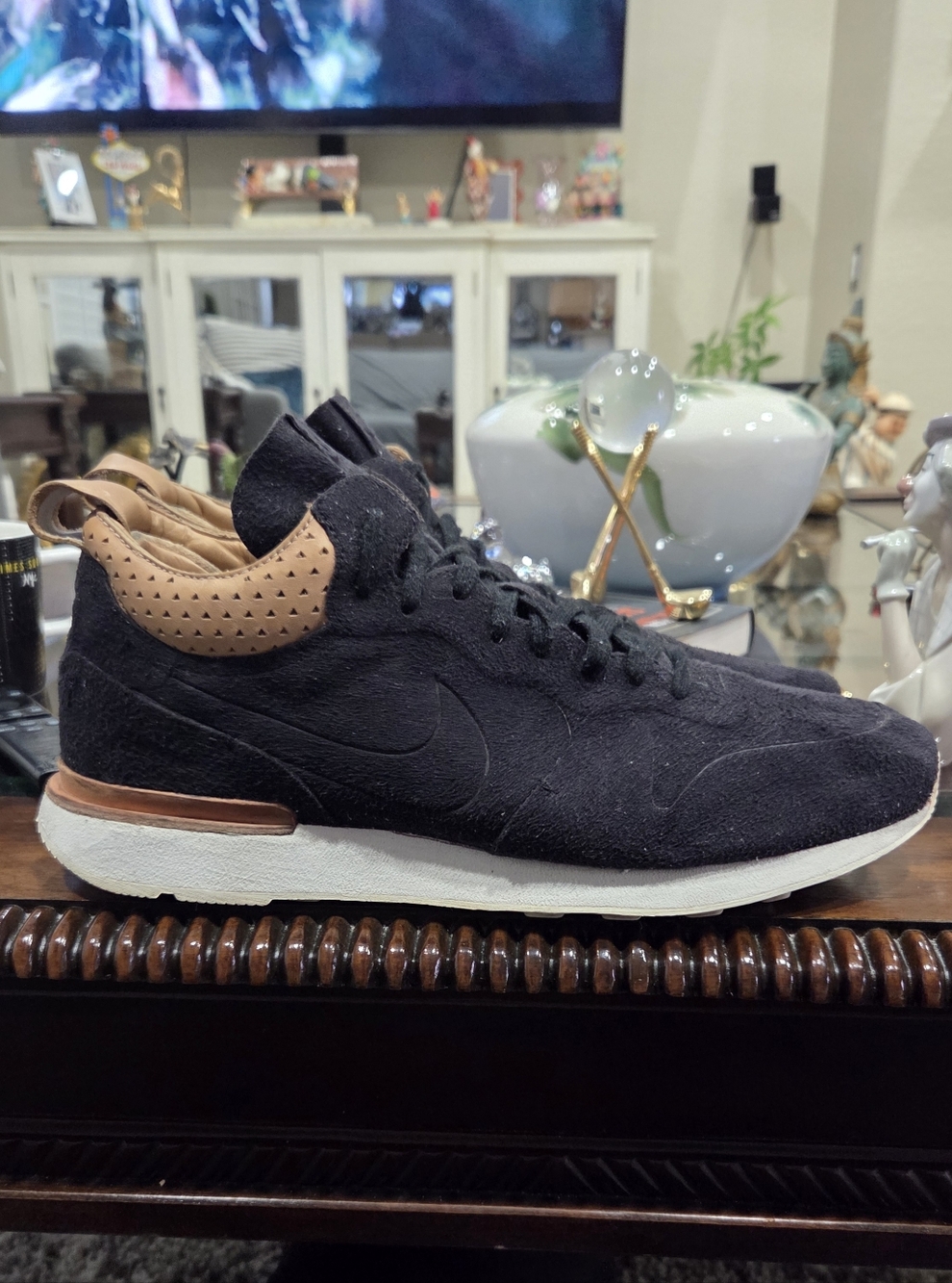 Nike Internaltionalist Royal Mid Black Vachetta Tan Suede Men’s Sneakers